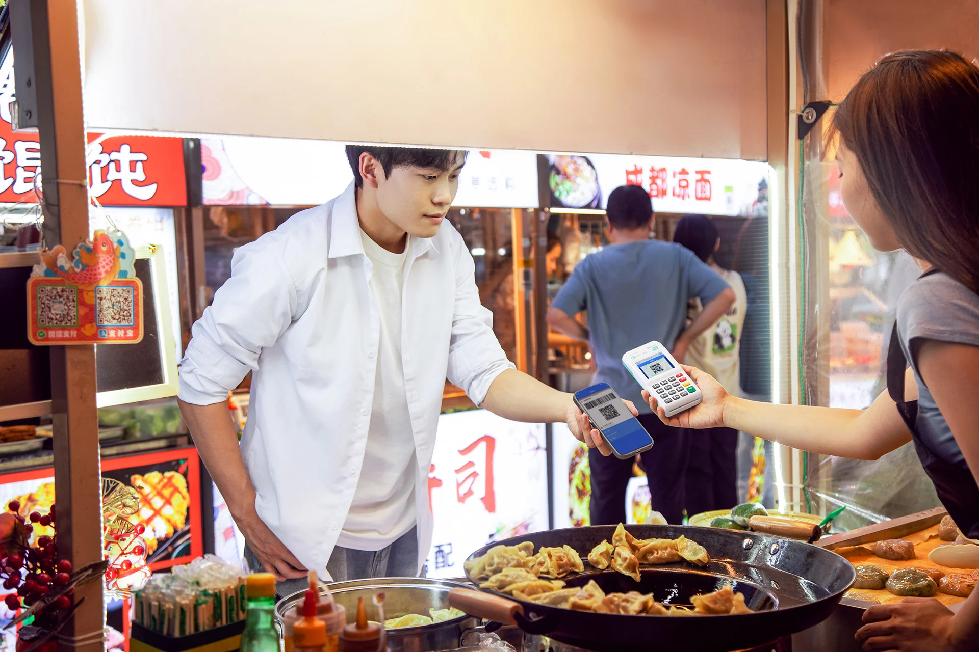 Mobile Payment Lifestyle Campaign visual production example