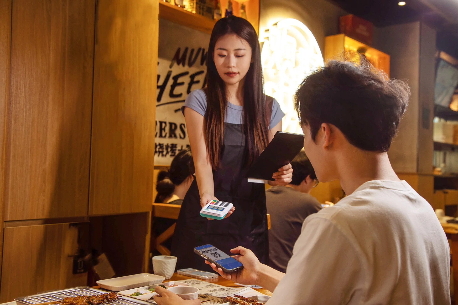 Mobile Payment Lifestyle Campaign visual production example